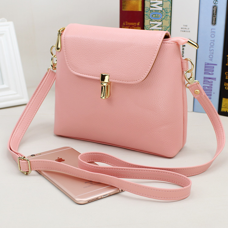 女包斜挎包秋冬新款女單肩包小方包簡約鎖扣時尚潮流女挎包女小包